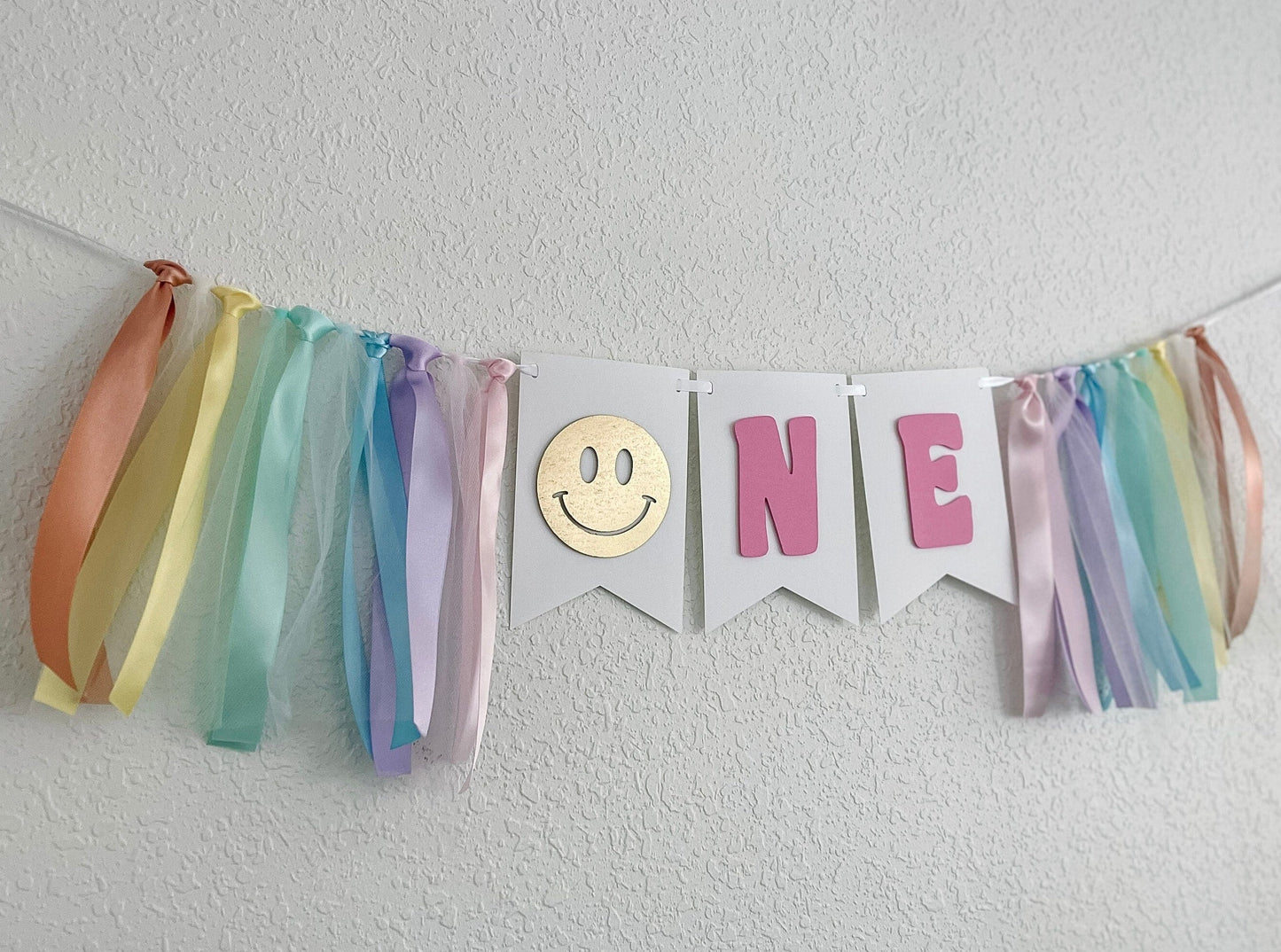 Smiley High Chair Banner – ONE Happy First Birthday Decor