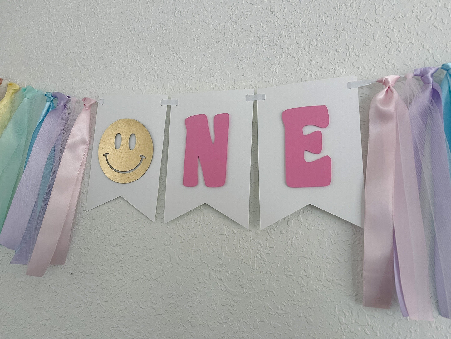 Smiley High Chair Banner – ONE Happy First Birthday Decor