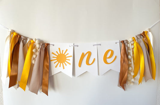 Neutral boho sunshine banner for baby’s first birthday